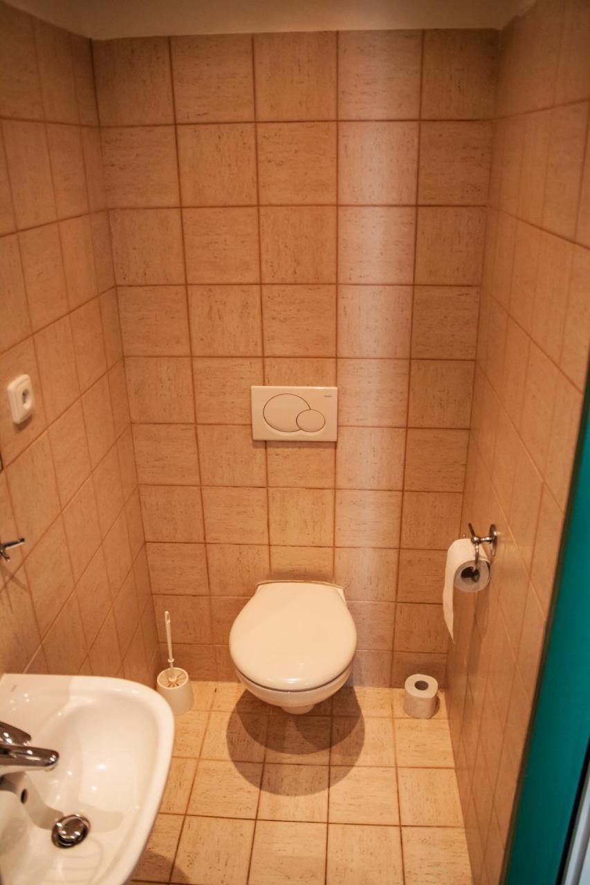 Hotel Sunflower Prag Exteriör bild